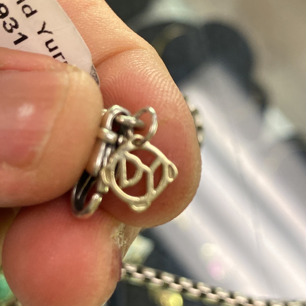 DAVID YURMAN NECKLACE AND PENDANT
Sterling silver with solid 14k gold accents - Picture 8 of 14